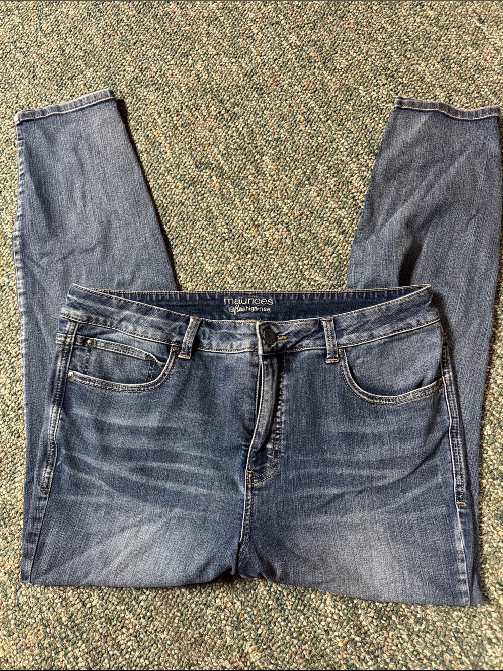 Maurices Women's Skinny Jeans in Medium Blue Wash